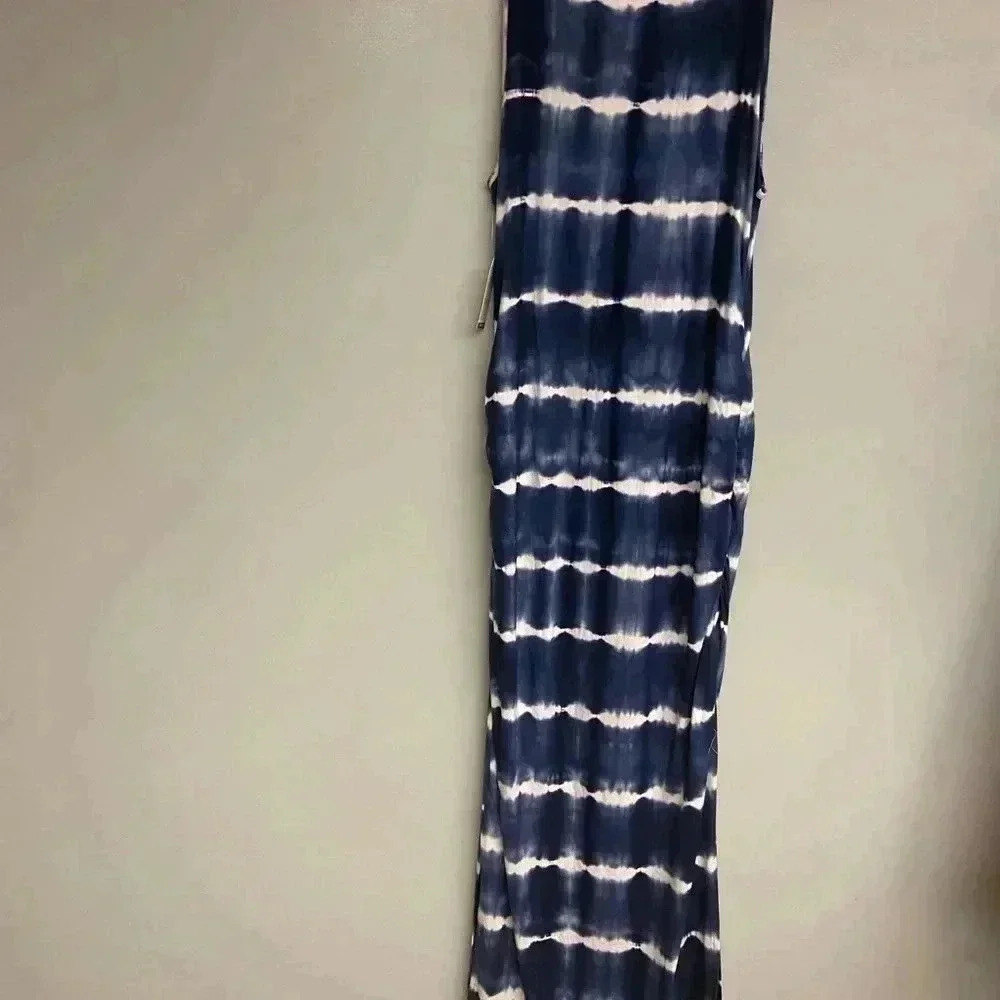 Size medium maternity dress. Sleeveless.‎ New - Picture 5 of 9